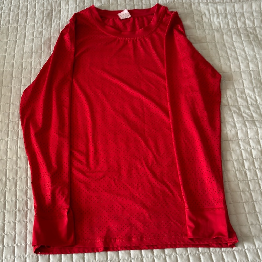 Red zyia chill long sleeved shirt